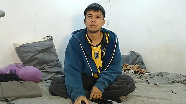 danielitopapuu online show from October 15, 2025, 9:31 am