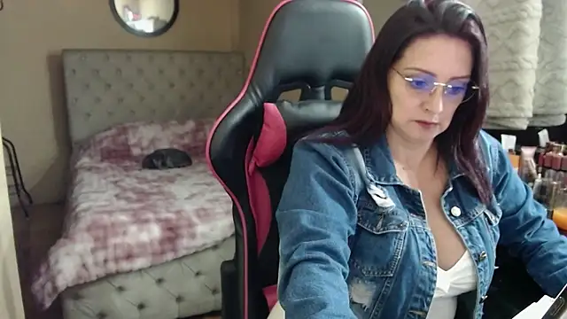 Snapshot of Carol_Scottt chatting on June 4, 2026, 10:16 pm Carol Scottt online show from June 4, 2026, 10:16 pm