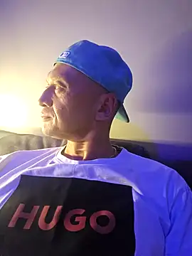 McdyllanXX online show from March 13, 2025, 10:10 pm