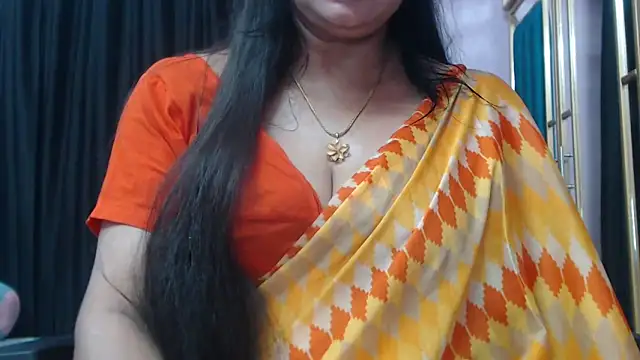 desi-maisa130 online show from October 18, 2025, 5:25 pm
