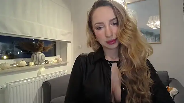 JulietteDiamond online show from November 26, 2025, 3:13 pm