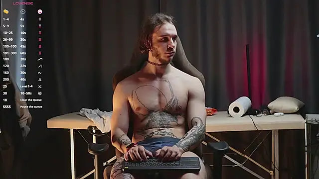 pleasure8869 online show from February 9, 2025, 1:03 pm