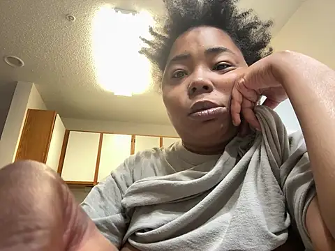 JCCaramelbarbie1 online show from January 12, 2025, 10:33 pm