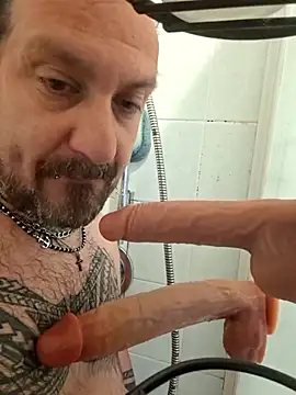 teddy79good online show from April 26, 2026, 2:15 pm