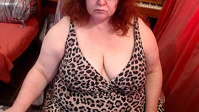 Snapshot of RoseRed69 chatting on April 24, 2026, 4:04 am RoseRed69 online show from April 24, 2026, 4:04 am