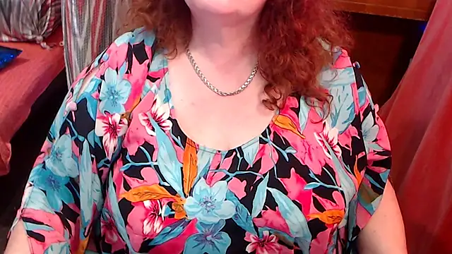 Snapshot of RoseRed69 chatting on May 3, 2026, 5:13 am RoseRed69 online show from May 3, 2026, 5:13 am