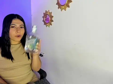 caro sweett online show from December 31, 2024, 7:18 pm