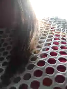 caro sweett online show from February 5, 2025, 7:31 pm