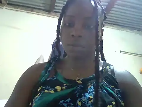 Queen loveer online show from October 14, 2025, 3:57 pm