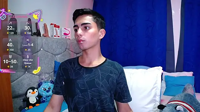 OwenBluee online show from September 24, 2025, 11:19 pm