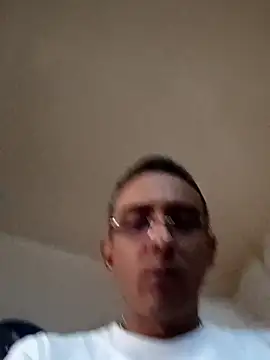 paisa233 online show from February 9, 2026, 1:59 pm