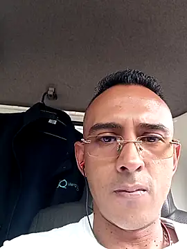 Snapshot of paisa233 chatting on March 18, 2026, 5:05 pm paisa233 online show from March 18, 2026, 5:05 pm