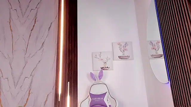 Snapshot of mia_six66 chatting on January 13, 2026, 12:10 pm mia six66 online show from January 13, 2026, 12:10 pm