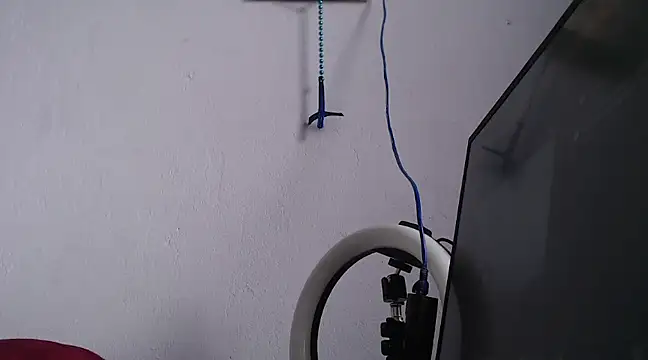 Zafiro subversiva online show from March 15, 2025, 8:32 pm