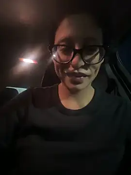 myloveforyouu online show from November 17, 2025, 12:16 am