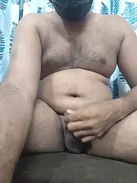 Snapshot of MALLUSING555 chatting on May 13, 2026, 6:49 pm MALLUSING555 online show from May 13, 2026, 6:49 pm