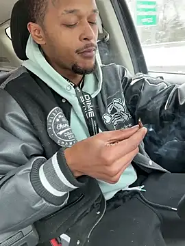 Snapshot of rayyymack chatting on January 21, 2025, 5:09 pm rayyymack online show from January 21, 2025, 5:09 pm