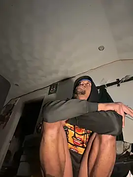 Snapshot of rayyymack chatting on March 2, 2025, 6:05 am rayyymack online show from March 2, 2025, 6:05 am