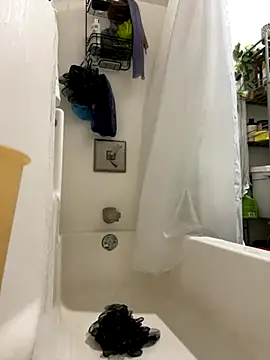 Snapshot of rayyymack chatting on November 19, 2025, 9:26 pm rayyymack online show from November 19, 2025, 9:26 pm