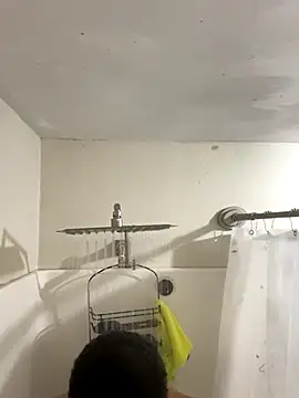 rayyymack online show from December 21, 2025, 10:39 pm