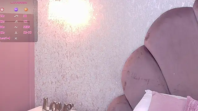 Salome Diaz  online show from November 27, 2025, 4:25 am