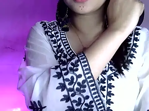 akshara thakur9 online show from March 1, 2026, 7:16 pm