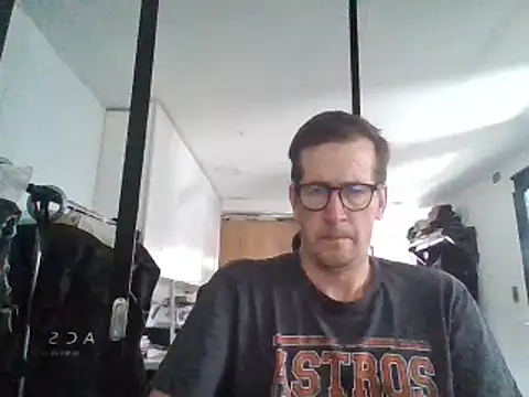 Snapshot of Raimundo1971 chatting on February 26, 2025, 7:27 pm Raimundo1971 online show from February 26, 2025, 7:27 pm