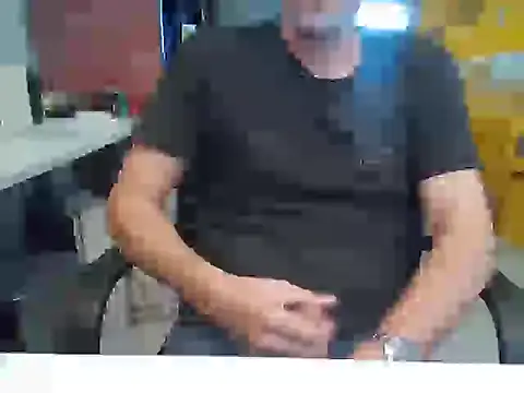 Snapshot of Raimundo1971 chatting on November 13, 2025, 6:07 pm Raimundo1971 online show from November 13, 2025, 6:07 pm