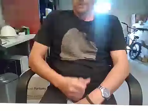 Snapshot of Raimundo1971 chatting on March 4, 2026, 2:23 pm Raimundo1971 online show from March 4, 2026, 2:23 pm