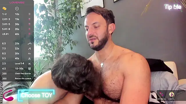 arielenbsas online show from November 7, 2025, 7:14 pm