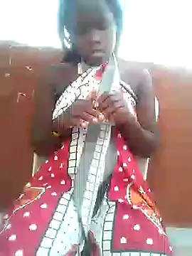Snapshot of Sweetcecie01 chatting on January 22, 2025, 2:14 pm Sweetcecie01 online show from January 22, 2025, 2:14 pm