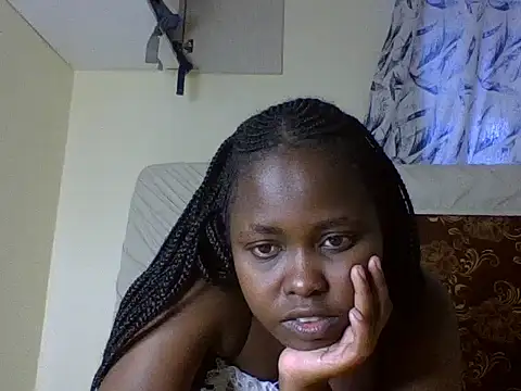 Snapshot of Sweetcecie01 chatting on October 7, 2025, 10:01 am Sweetcecie01 online show from October 7, 2025, 10:01 am