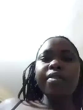 Snapshot of Sweetcecie01 chatting on October 10, 2025, 9:14 pm Sweetcecie01 online show from October 10, 2025, 9:14 pm