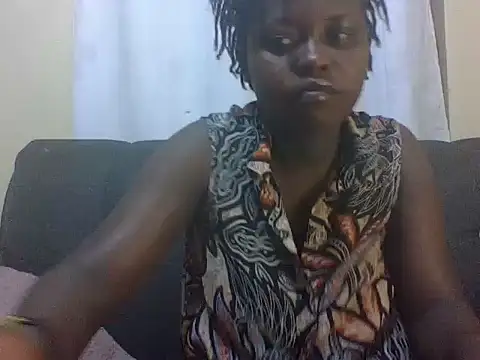 Snapshot of Sweetcecie01 chatting on February 28, 2026, 10:44 pm Sweetcecie01 online show from February 28, 2026, 10:44 pm