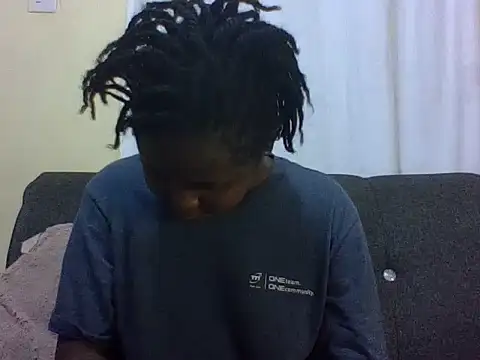 Snapshot of Sweetcecie01 chatting on March 11, 2026, 7:20 pm Sweetcecie01 online show from March 11, 2026, 7:20 pm