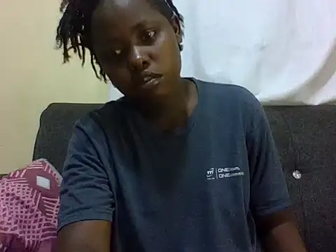 Snapshot of Sweetcecie01 chatting on March 22, 2026, 8:56 pm Sweetcecie01 online show from March 22, 2026, 8:56 pm