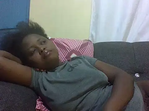 Snapshot of Sweetcecie01 chatting on March 28, 2026, 8:52 pm Sweetcecie01 online show from March 28, 2026, 8:52 pm