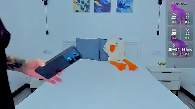 Miya Kisss online show from January 15, 2026, 3:27 pm