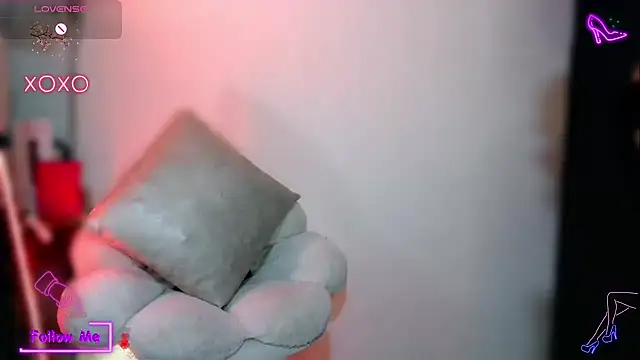 LauGrayJ online show from October 14, 2025, 3:29 am