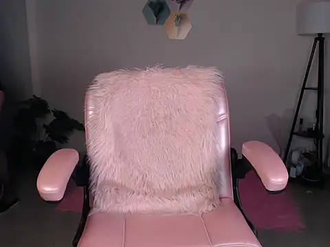 Snapshot of sneha294 chatting on December 4, 2024, 9:35 pm sneha294 online show from December 4, 2024, 9:35 pm