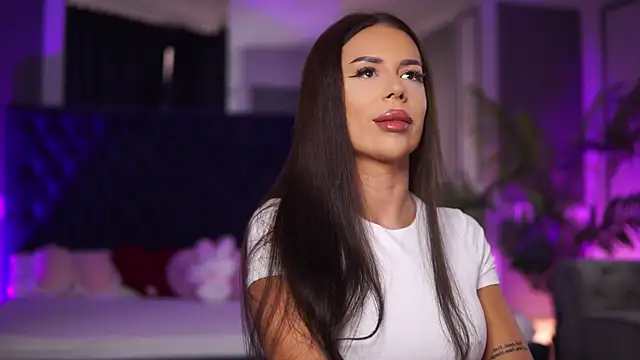 Snapshot of MissKiarra chatting on September 26, 2025, 6:17 am MissKiarra online show from September 26, 2025, 6:17 am