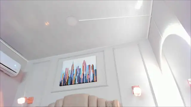 Snapshot of bigboobsnaughty1 chatting on February 22, 2026, 10:14 am bigboobsnaughty1 online show from February 22, 2026, 10:14 am