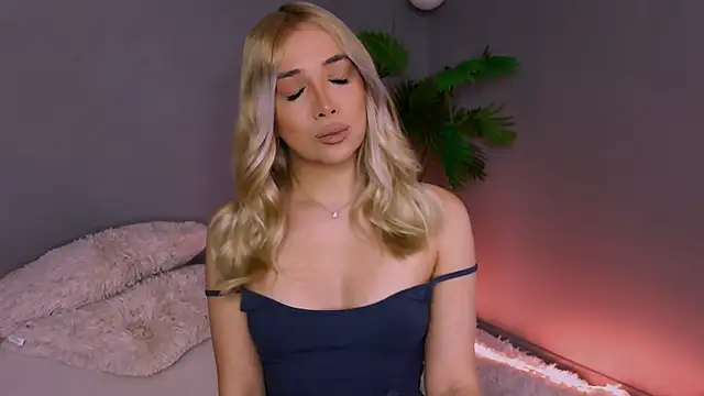 Jessielle online show from May 6, 2026, 3:46 am