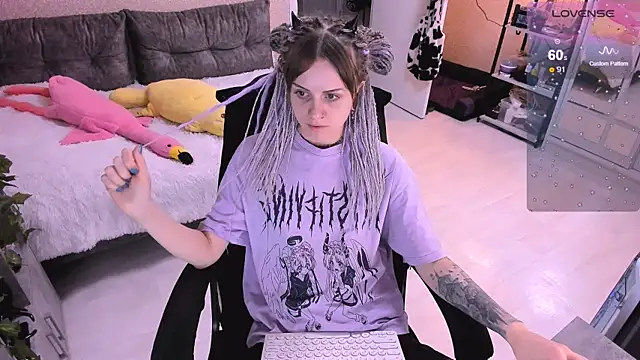 NaniMoore online show from December 30, 2024, 11:59 am