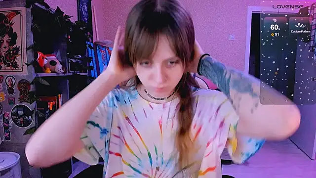 NaniMoore online show from February 19, 2025, 8:20 pm