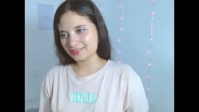 Snapshot of auroraa_sexy chatting on January 17, 2025, 7:05 pm auroraa sexy online show from January 17, 2025, 7:05 pm