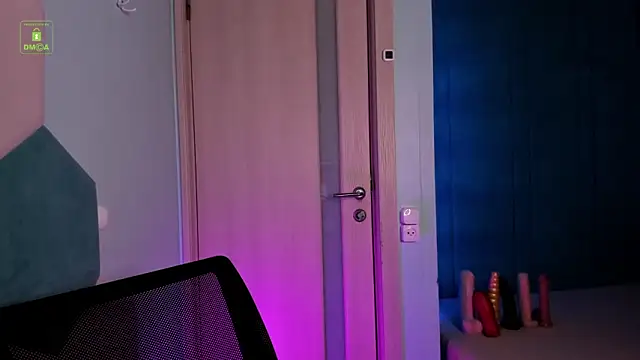 MarkGWalker online show from February 28, 2025, 4:32 am