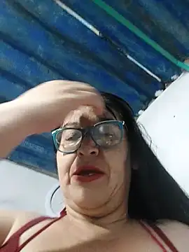 Snapshot of clarita_01 chatting on February 16, 2026, 12:56 pm clarita 01 online show from February 16, 2026, 12:56 pm