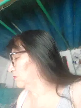 Snapshot of clarita_01 chatting on March 28, 2026, 2:49 pm clarita 01 online show from March 28, 2026, 2:49 pm