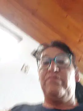 Snapshot of clarita_01 chatting on April 3, 2026, 8:51 pm clarita 01 online show from April 3, 2026, 8:51 pm